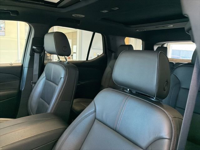 Used 2024 Chevrolet Traverse RS image 13