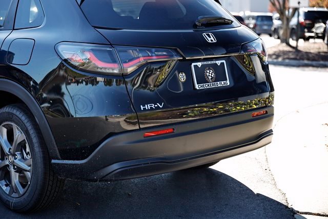 New 2027 Honda HR-V LX image 9