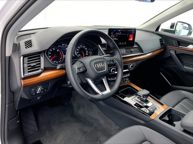 Certified 2023 Audi Q5 2.0T Premium w/ Convenience Package image 14