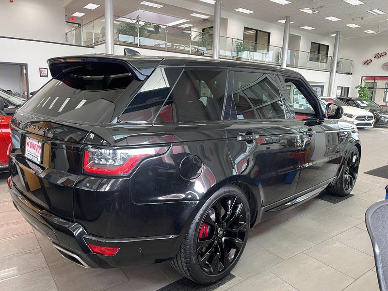 Used 2020 Land Rover Range Rover Sport HST image 3