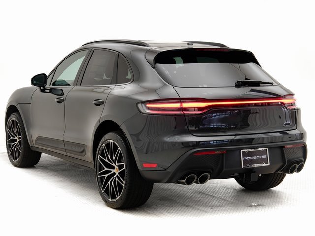 New 2026 Porsche Macan image 3