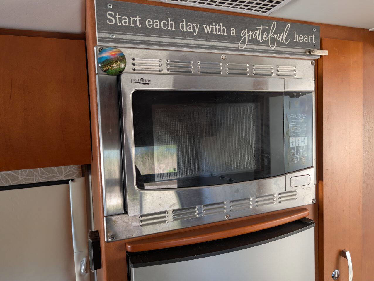 Used 2016 Mercedes-Benz Sprinter 3500 image 29