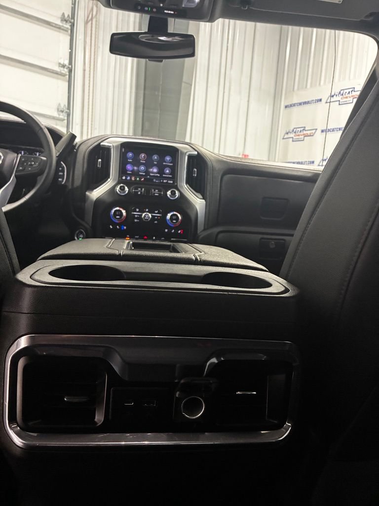 Used 2022 GMC Sierra 1500 SLT w/ SLT Convenience Package AWD/4WD image 34