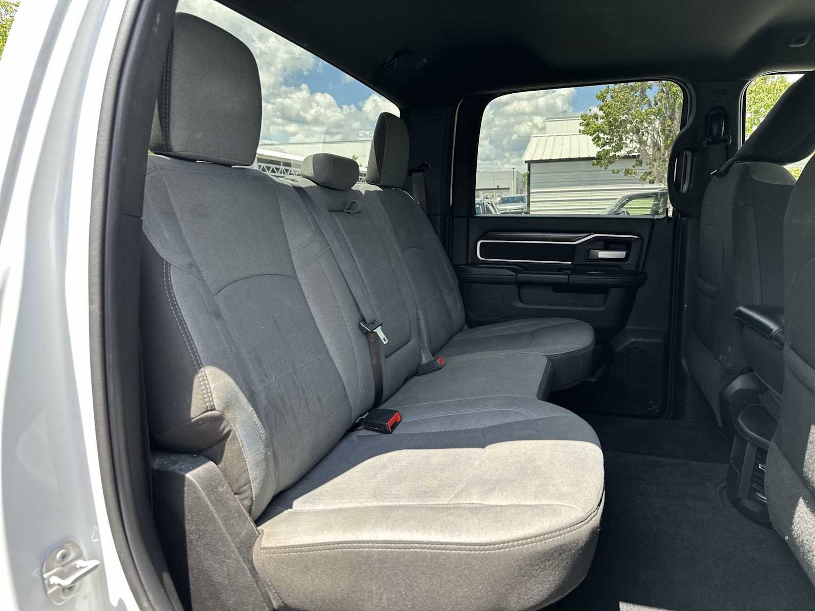 Used 2024 RAM 3500 Big Horn AWD/4WD image 18