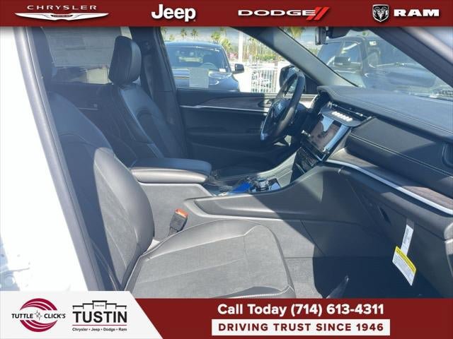 New 2027 Jeep Grand Cherokee Altitude AWD/4WD image 56