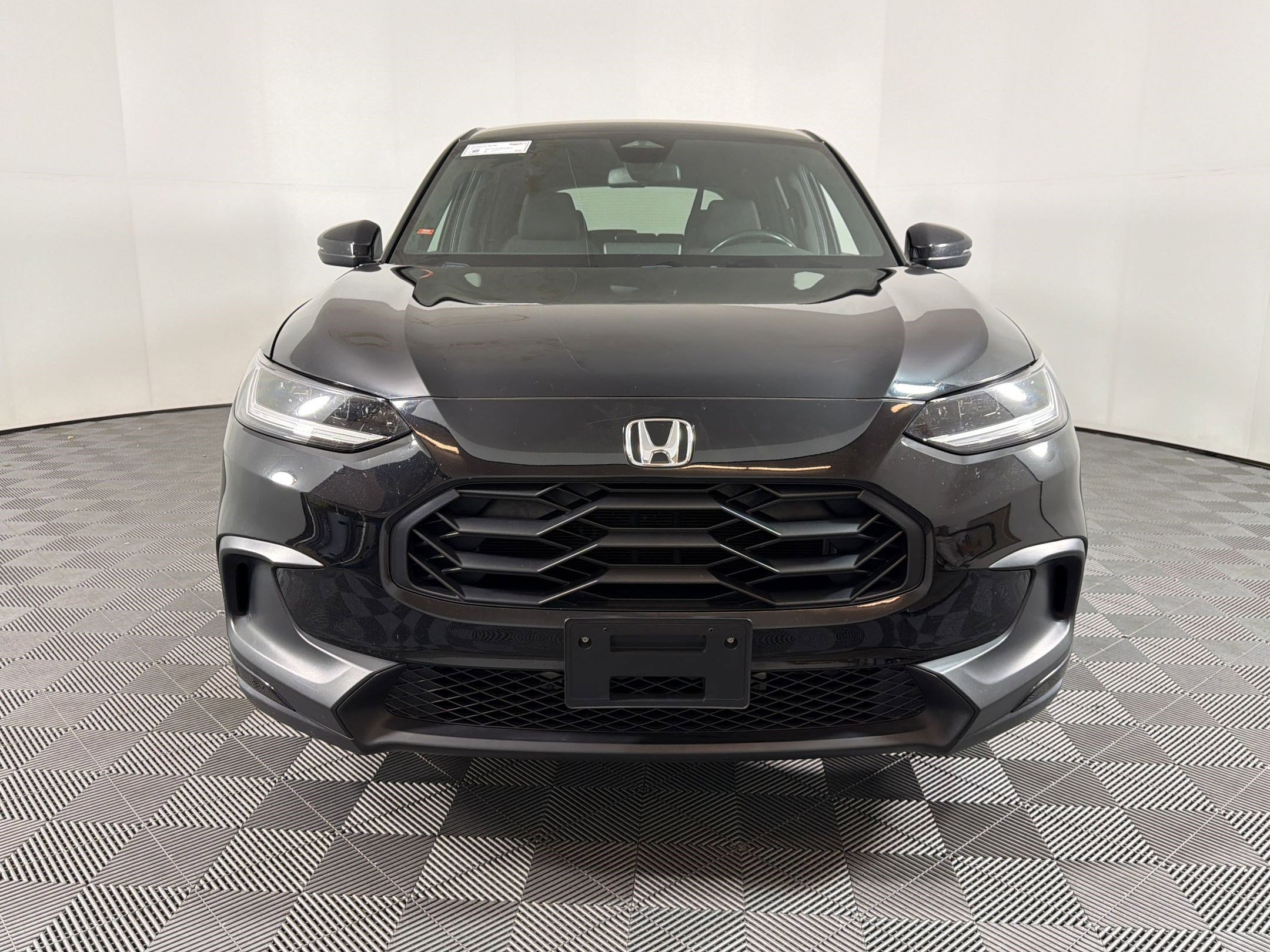 Used 2023 Honda HR-V Sport image 5