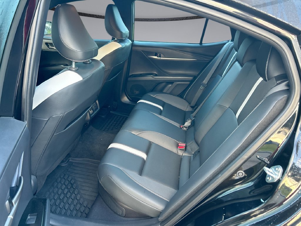 Used 2026 Toyota Camry SE w/ Convenience Package FWD image 30