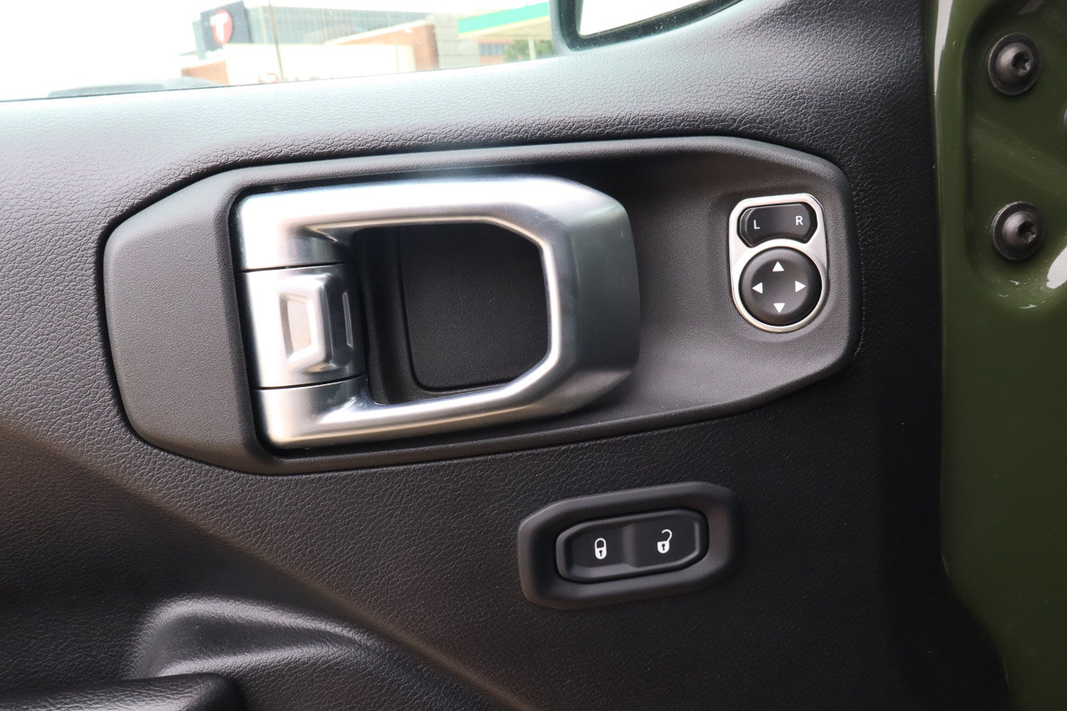 Used 2021 Jeep Wrangler Unlimited Sport AWD/4WD image 16