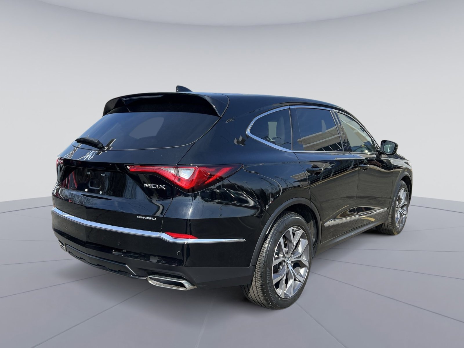 Certified 2024 Acura MDX SH-AWD w/ Technology Package image 5