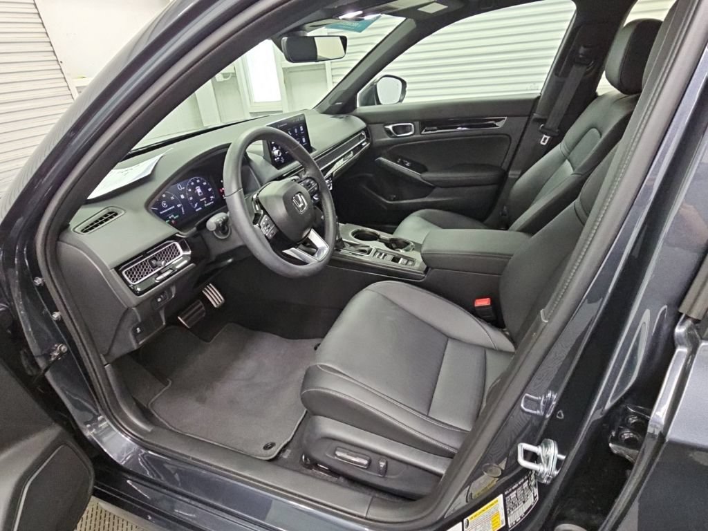 Used 2025 Honda Civic Sport Touring image 11