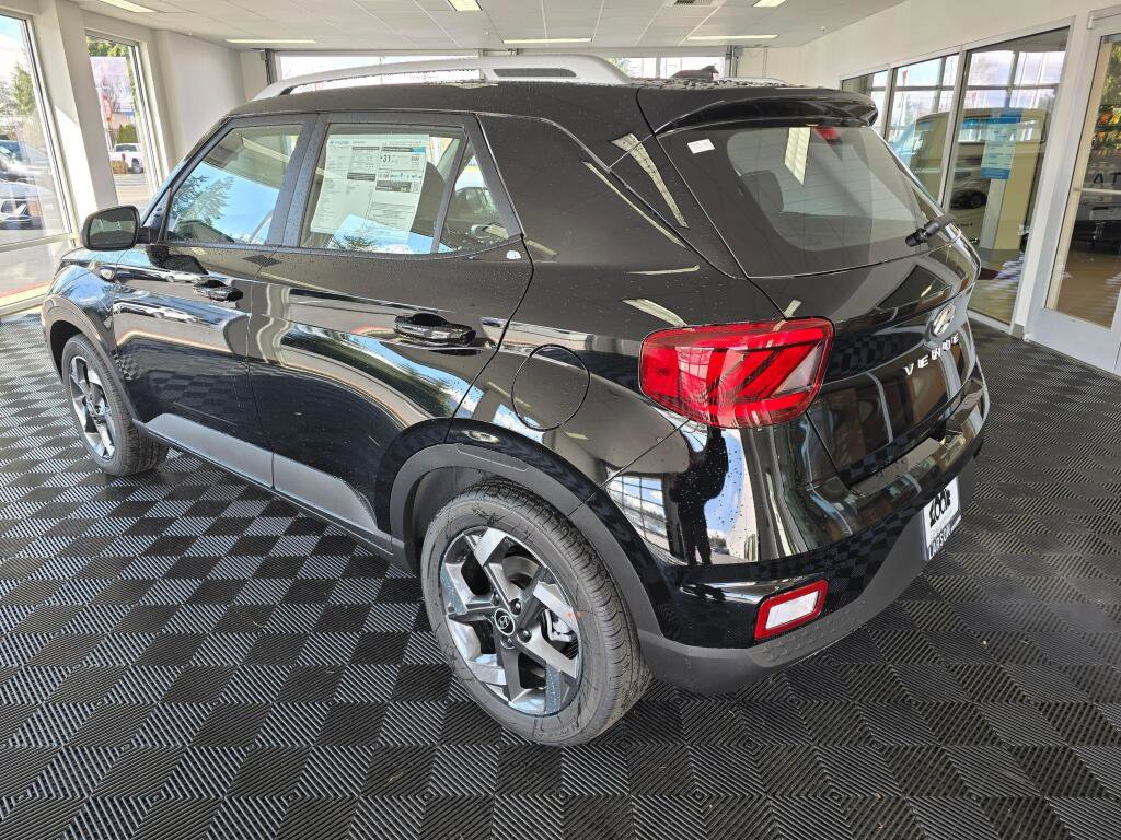 New 2026 Hyundai Venue SEL FWD image 5