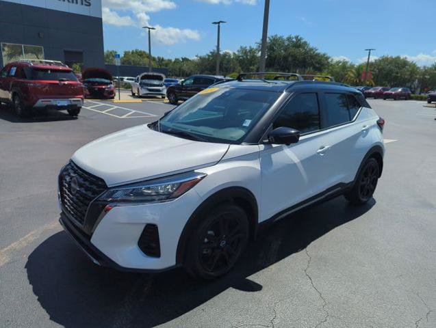 Certified 2024 Nissan Kicks SR w/ SR Premium Package FWD image 14
