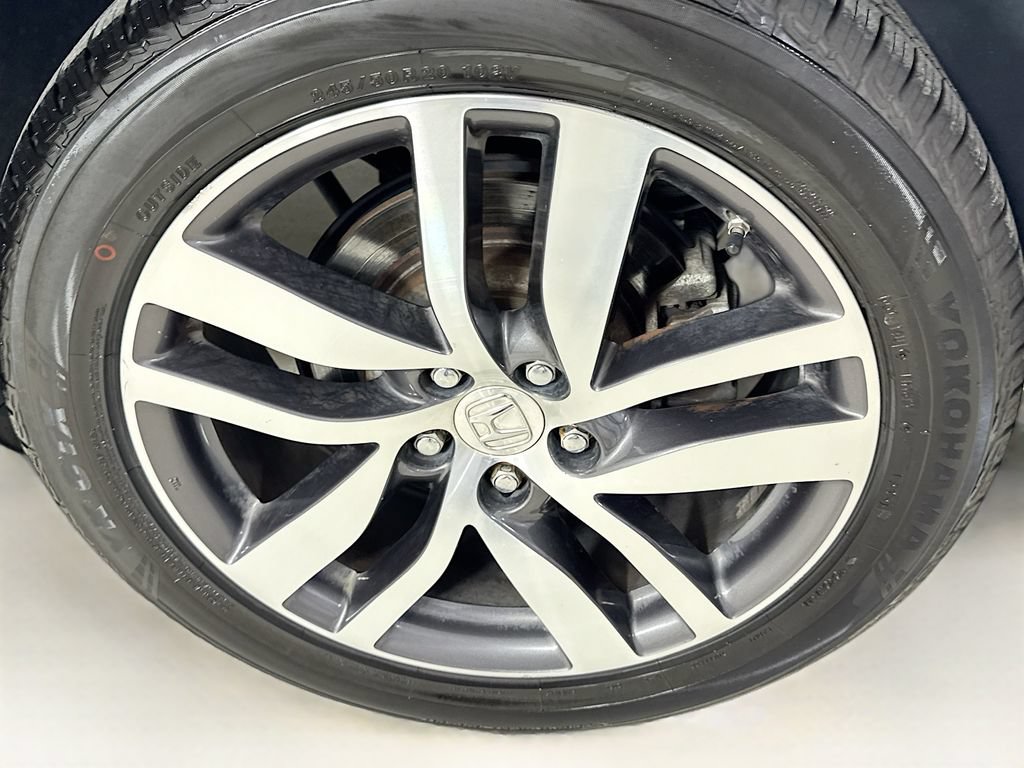 Used 2016 Honda Pilot Touring image 40