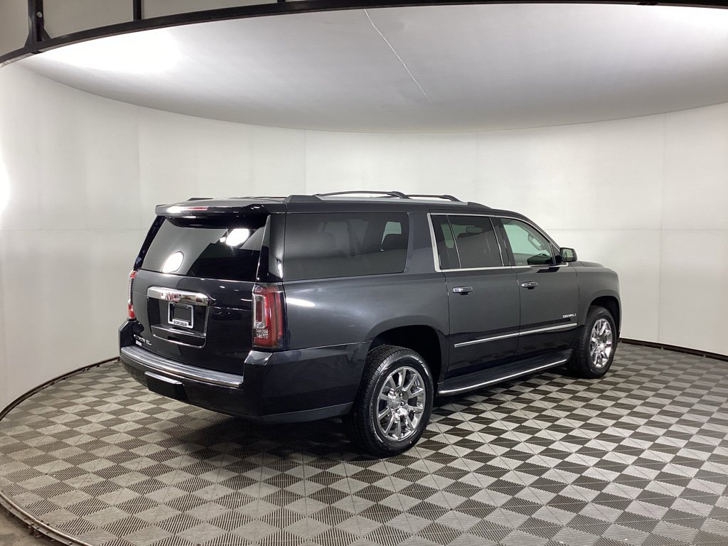 Used 2020 GMC Yukon XL Denali w/ Open Road Package image 2