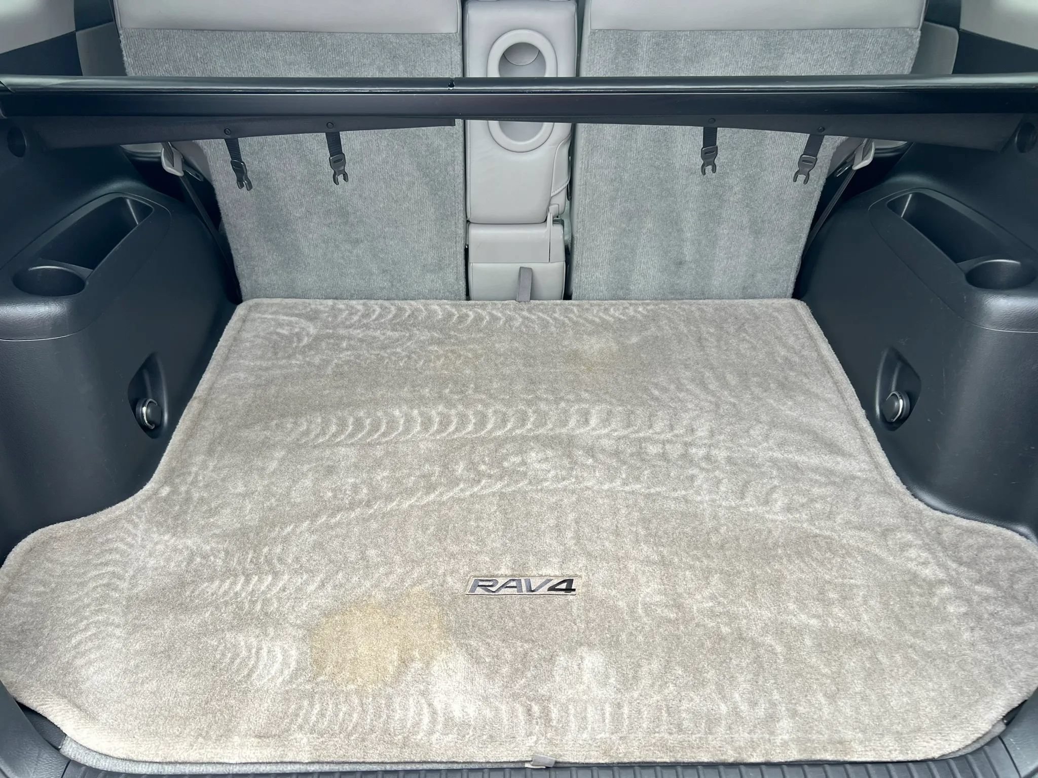 Used 2010 Toyota RAV4 Limited AWD/4WD image 14