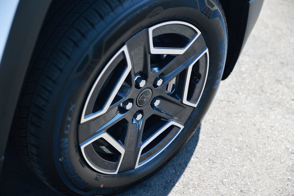 New 2026 Jeep Cherokee Laredo AWD/4WD image 9