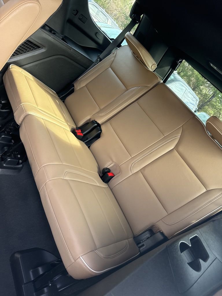 Used 2023 Chevrolet Tahoe Premier image 21