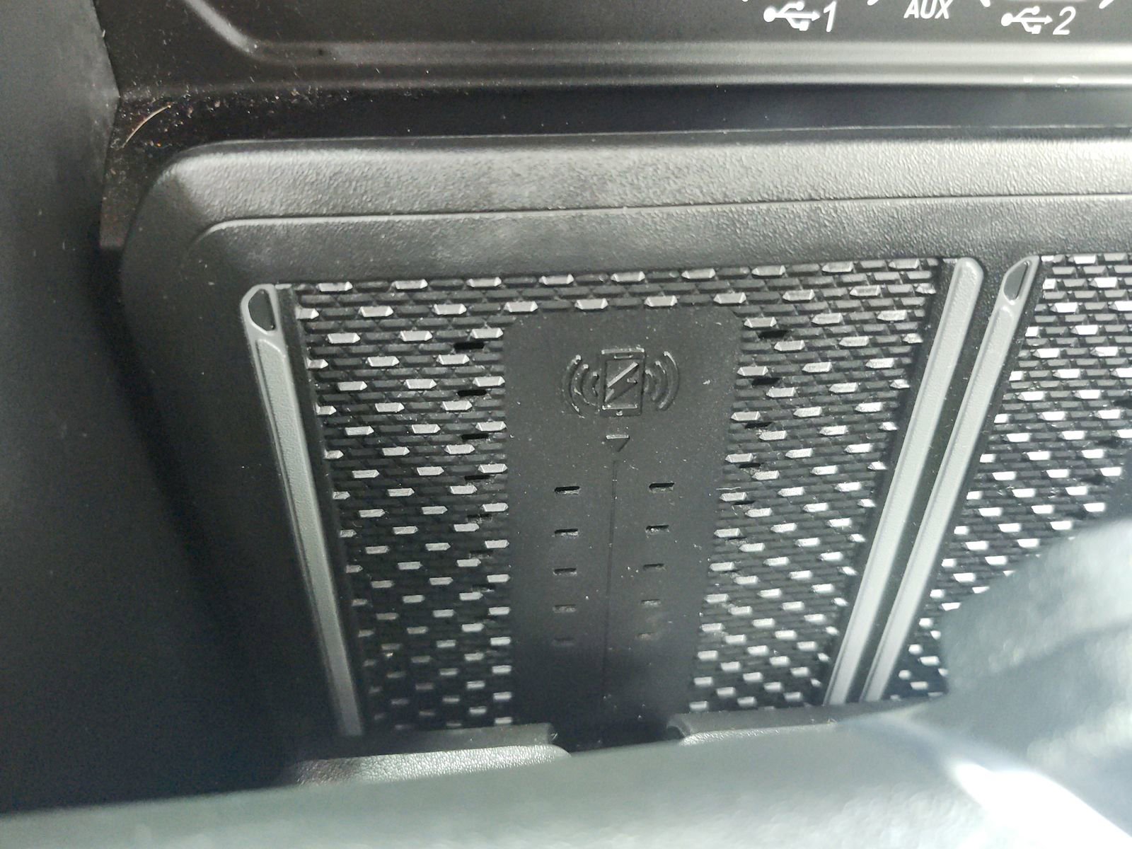 Used 2025 RAM 2500 Laramie AWD/4WD image 35