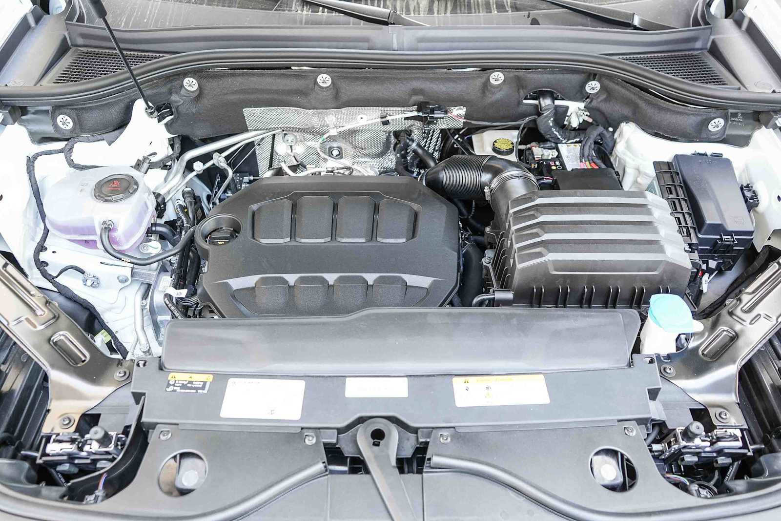 New 2026 Volkswagen Atlas SEL Premium R-Line image 13