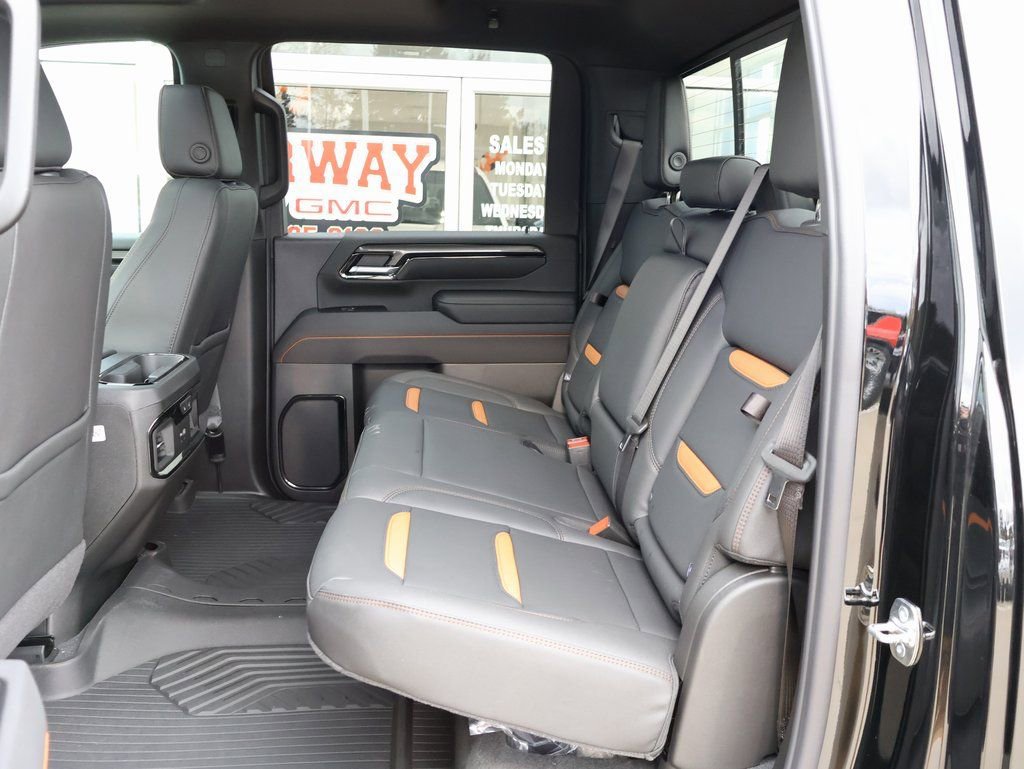 New 2026 GMC Sierra 3500 AT4 w/ AT4 Premium Plus Package AWD/4WD image 32