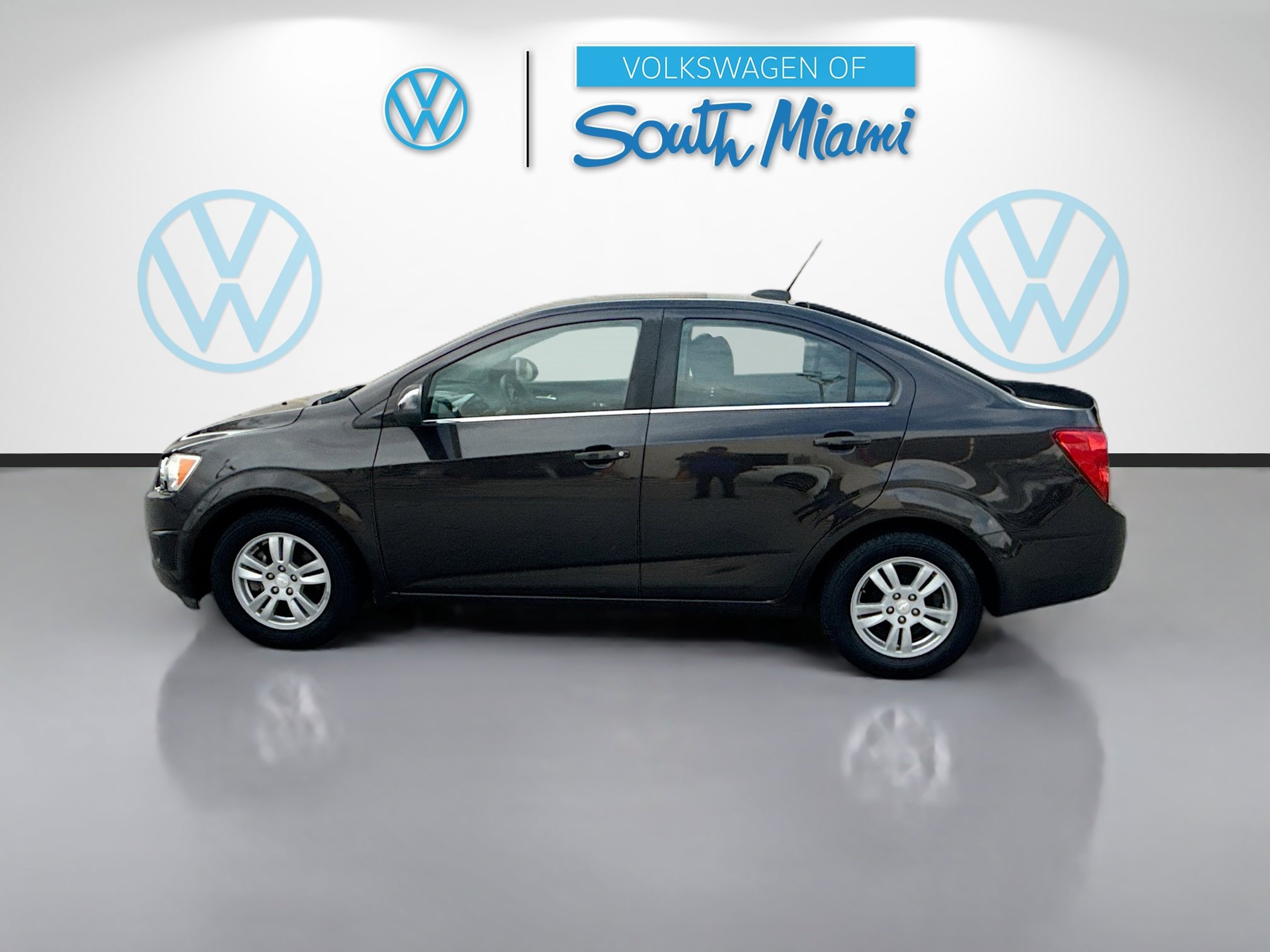 Used 2016 Chevrolet Sonic LT image 4