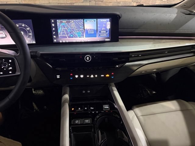Certified 2025 Nissan Murano SL w/ Cargo Package AWD/4WD image 16