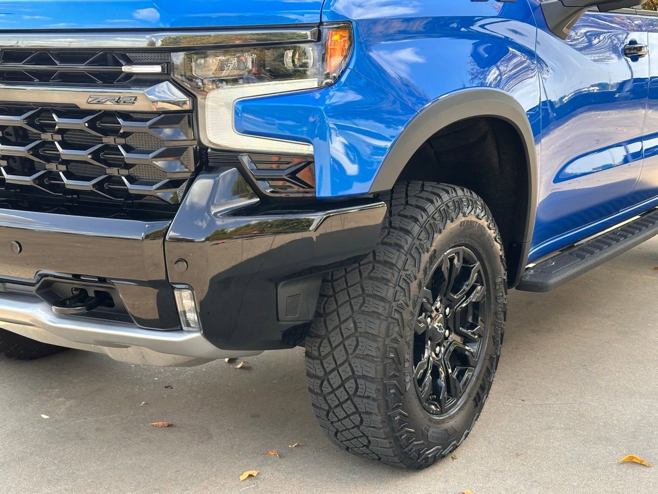 Used 2026 Chevrolet Silverado 1500 ZR2 w/ Dark Appearance Package image 10