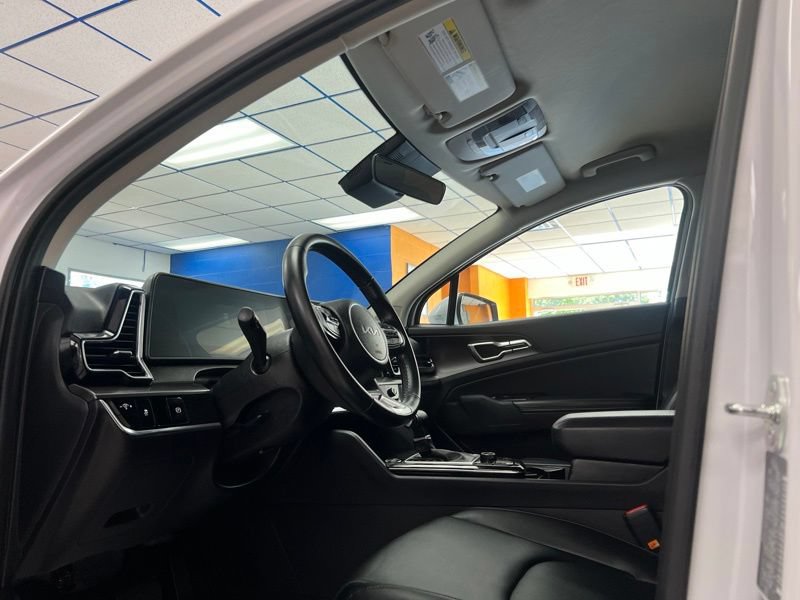 Certified 2024 Kia Sportage EX FWD image 17