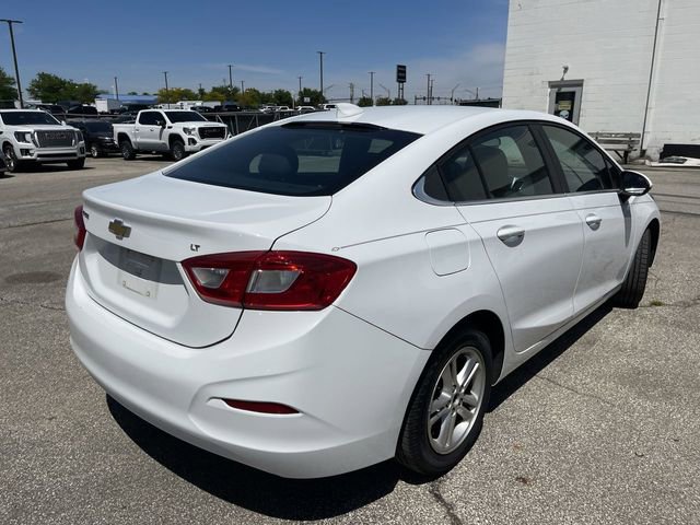 Used 2017 Chevrolet Cruze LT FWD image 9
