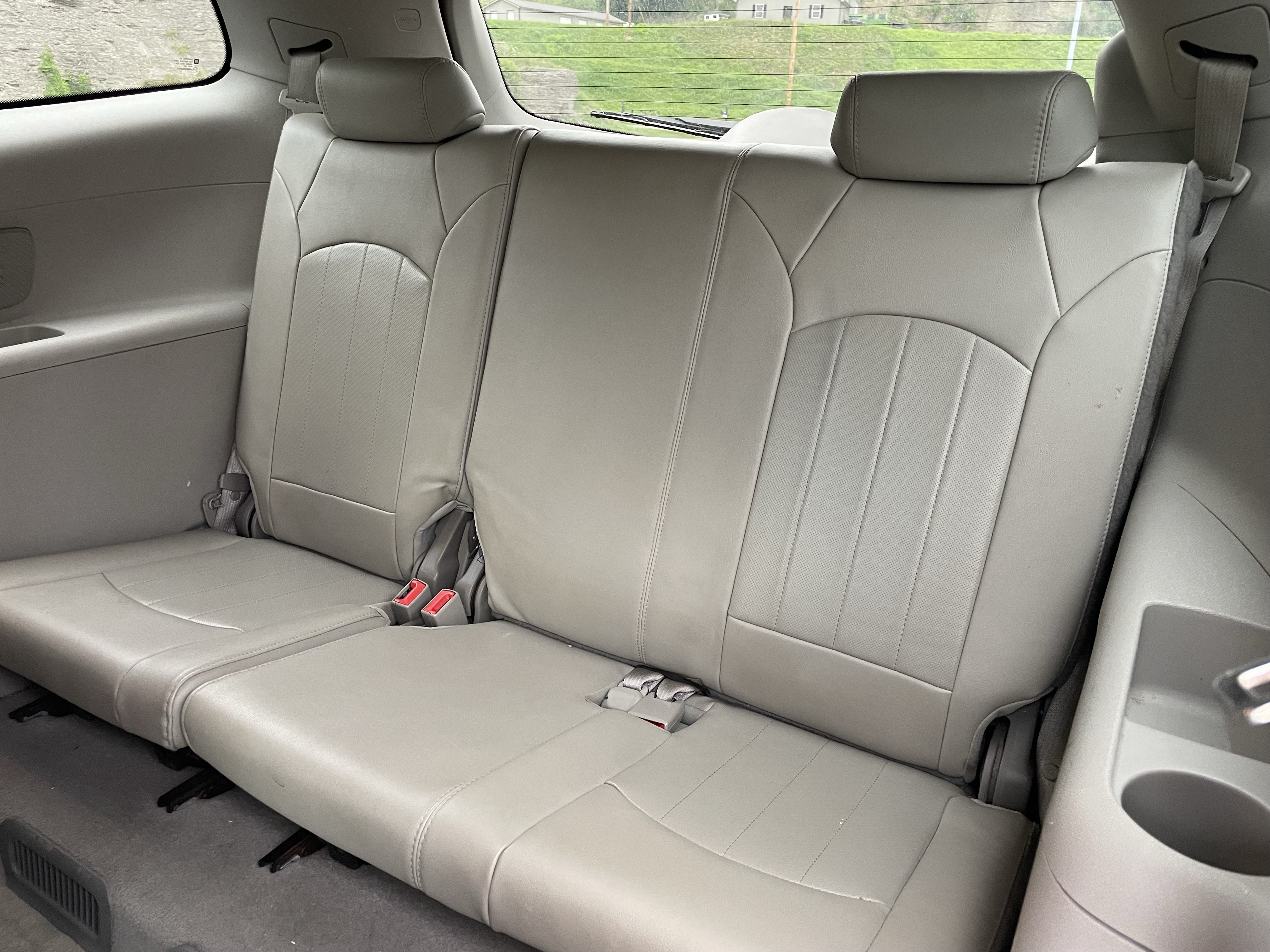 Used 2014 Buick Enclave Premium AWD/4WD image 10