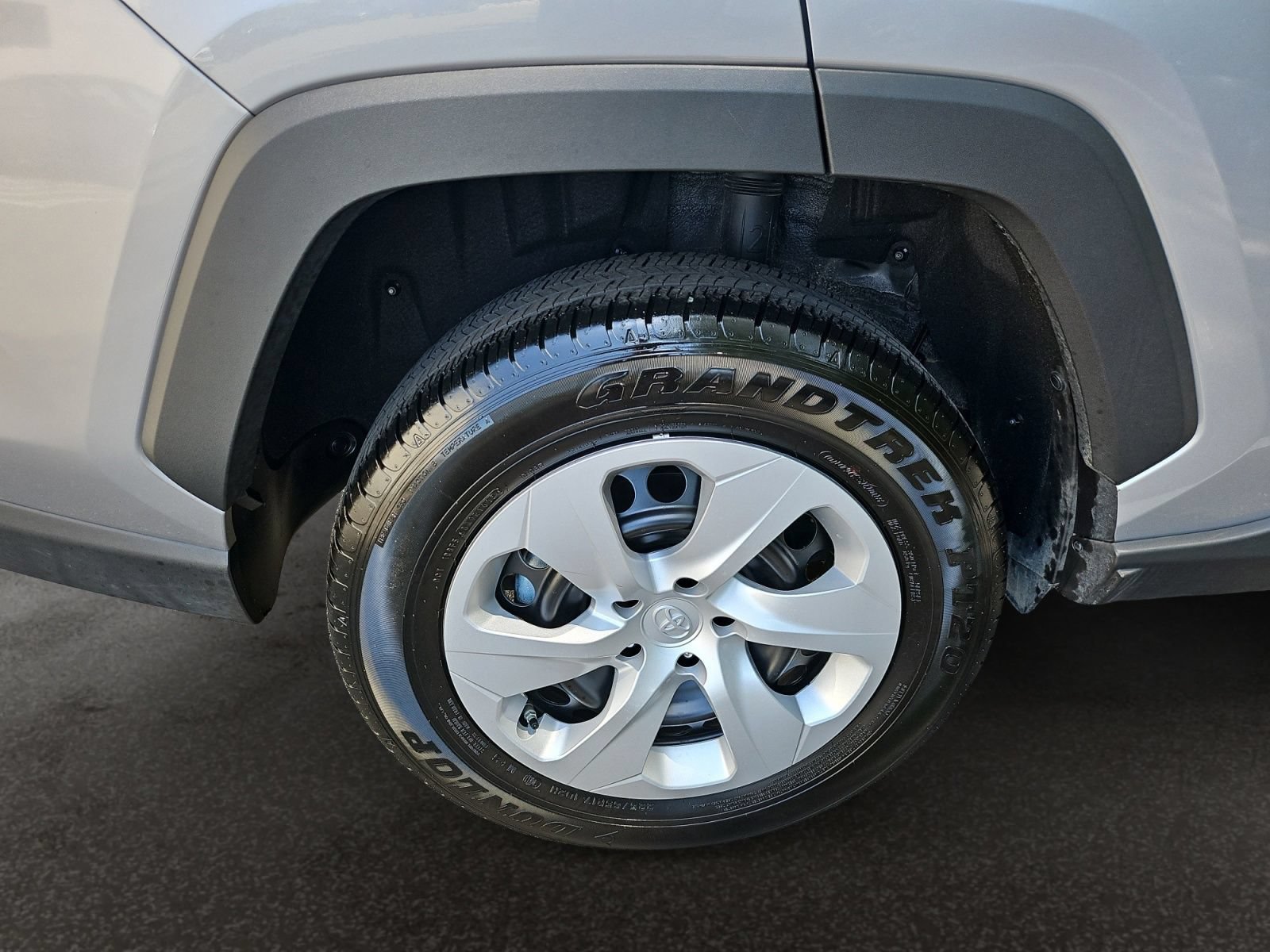 Used 2025 Toyota RAV4 LE FWD image 43