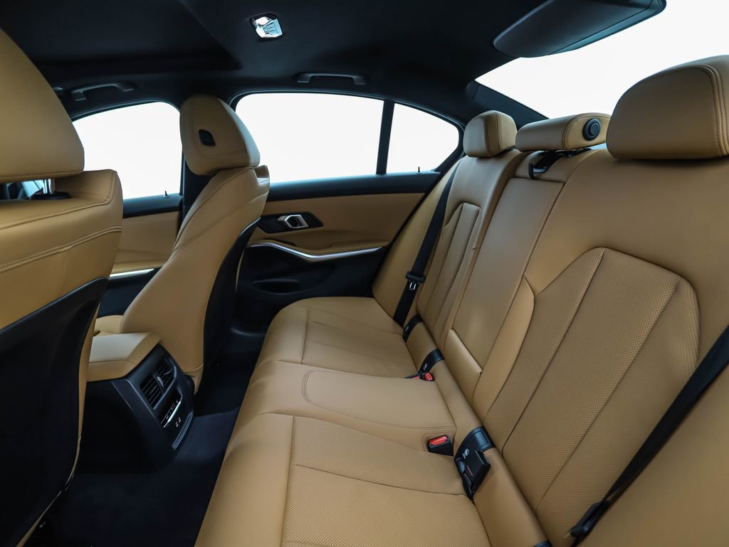 New 2026 BMW 330i xDrive Sedan w/ Convenience Package image 22