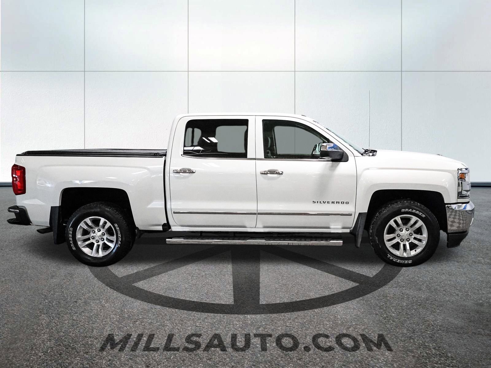 Used 2018 Chevrolet Silverado 1500 LTZ w/ LTZ Plus Package image 11