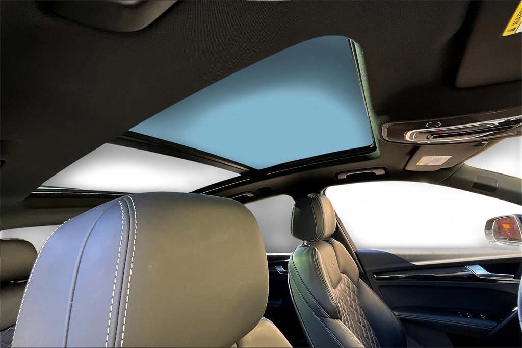 Used 2024 Audi SQ5 Prestige image 27