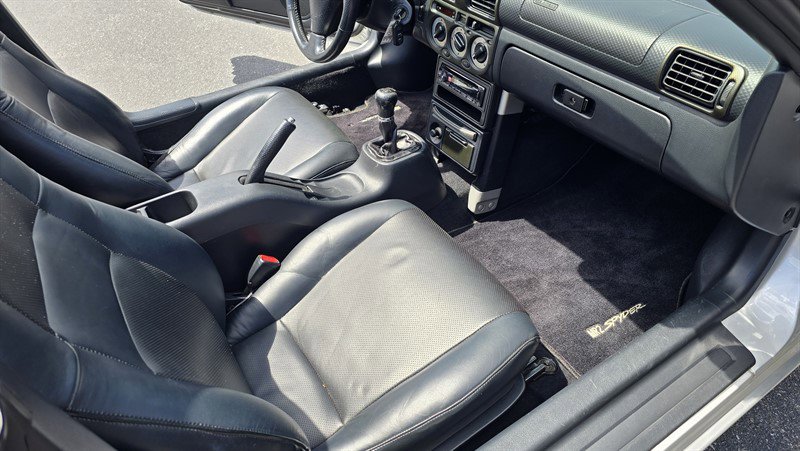 Used 2001 Toyota MR2 image 18