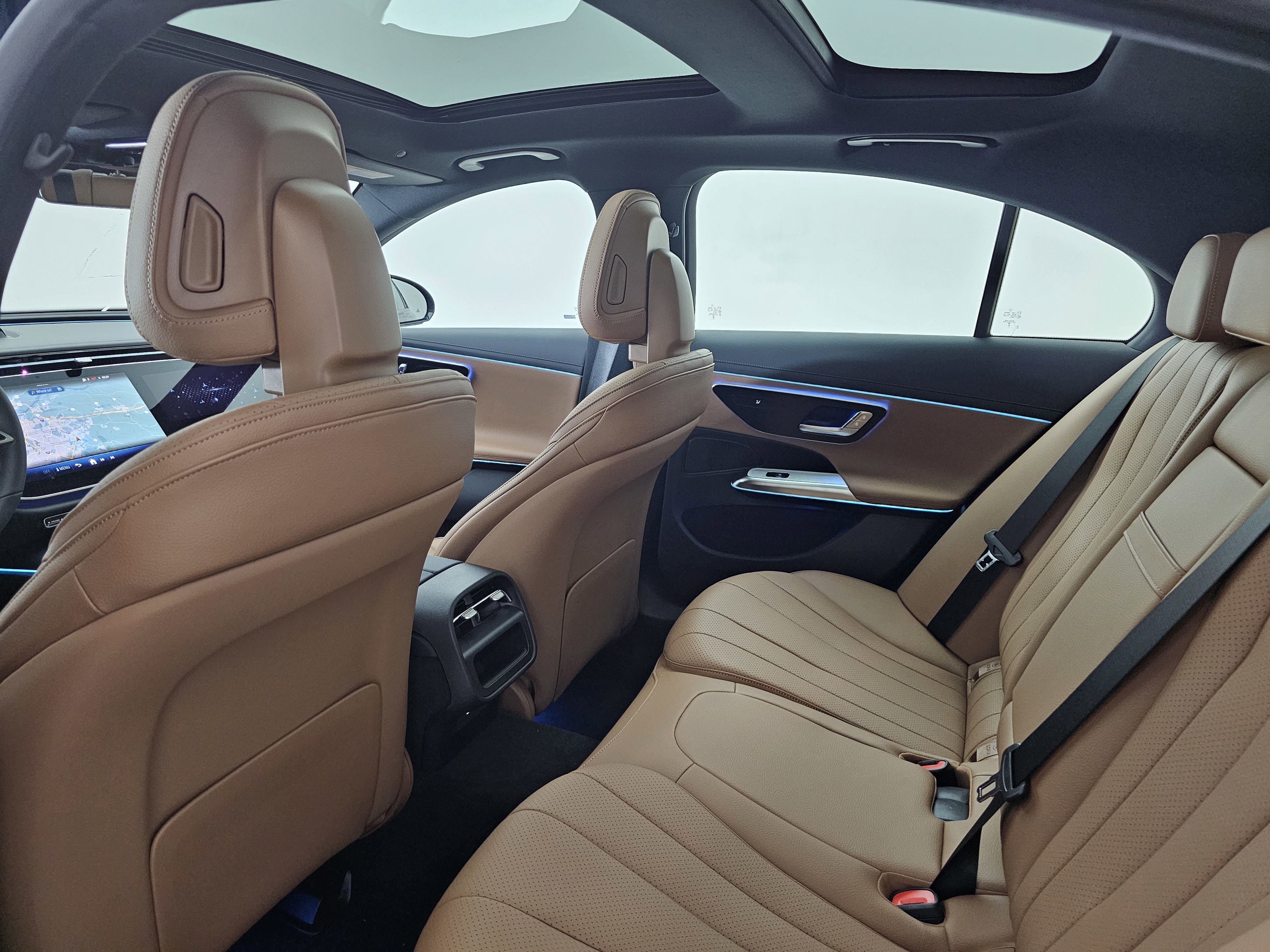 New 2026 Mercedes-Benz E 450 4MATIC Sedan image 18