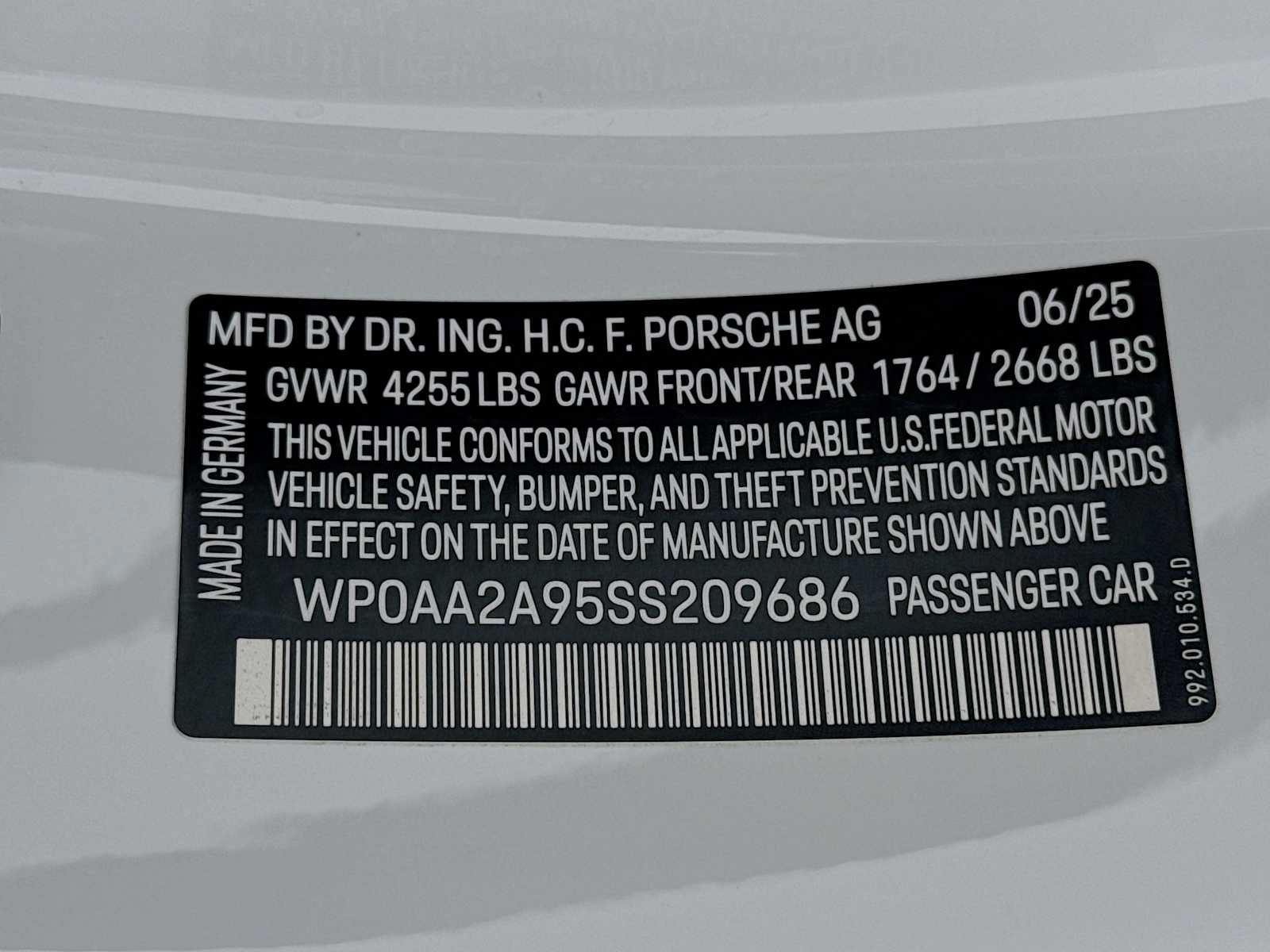 Certified 2025 Porsche 911 Carrera T RWD image 32