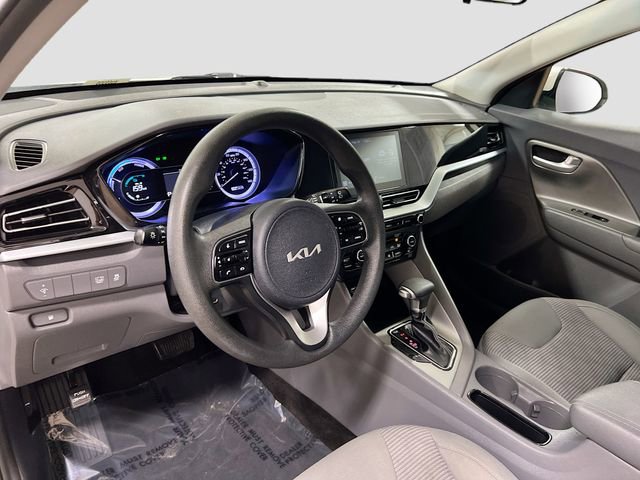 Certified 2022 Kia Niro LX image 9