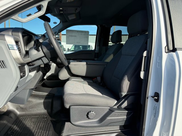 New 2026 Ford F550 4x4 Supercab Super Duty image 12