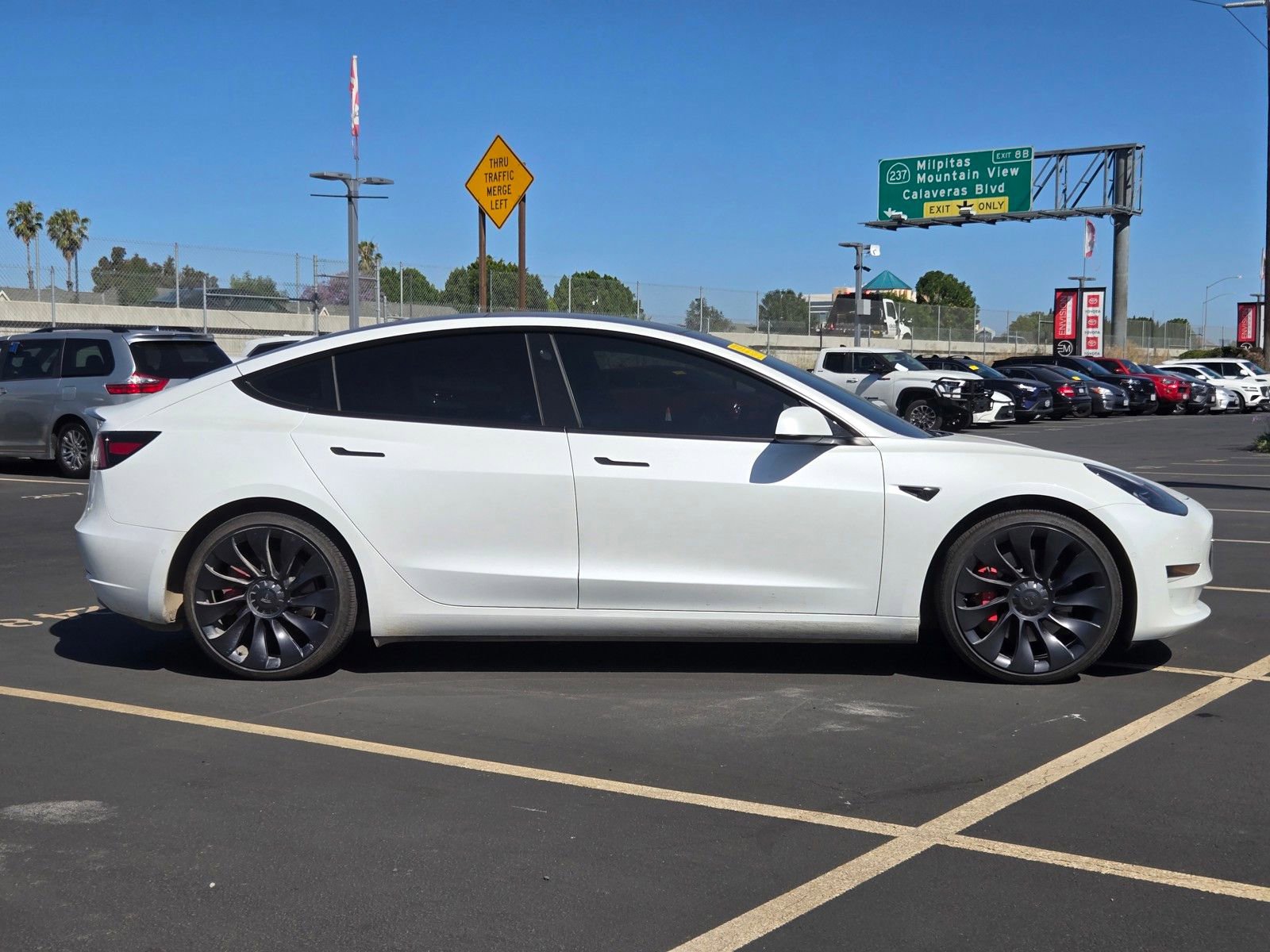 Used 2022 Tesla Model 3 Performance AWD/4WD image 3