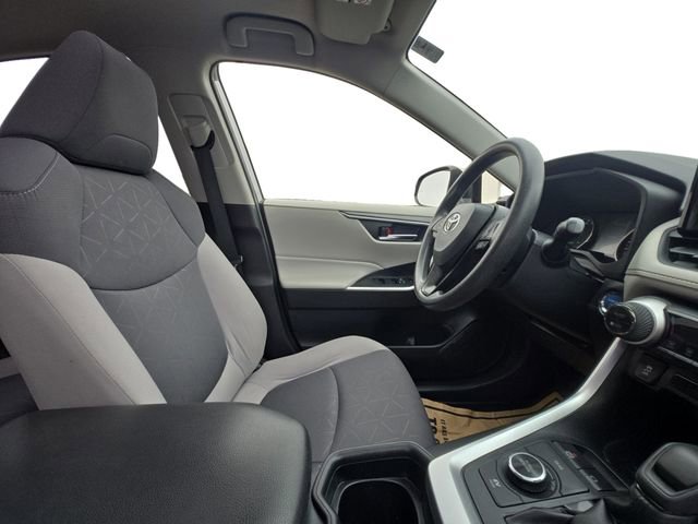 Certified 2020 Toyota RAV4 XLE w/ Convenience Package image 16