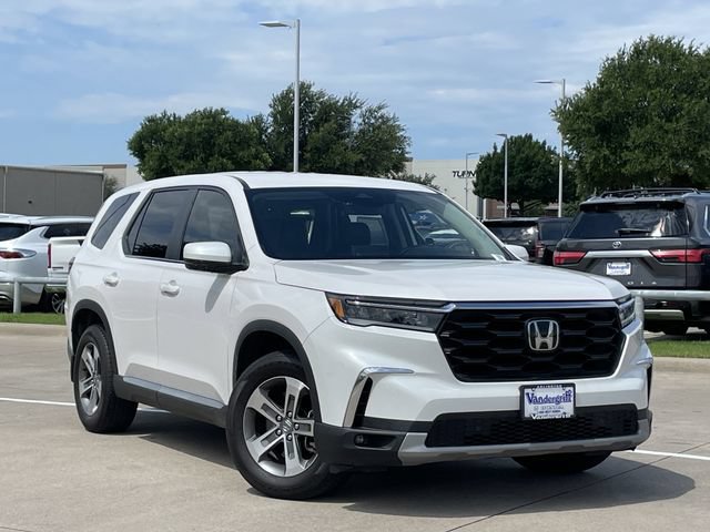 Certified 2025 Honda Pilot EX-L image 2