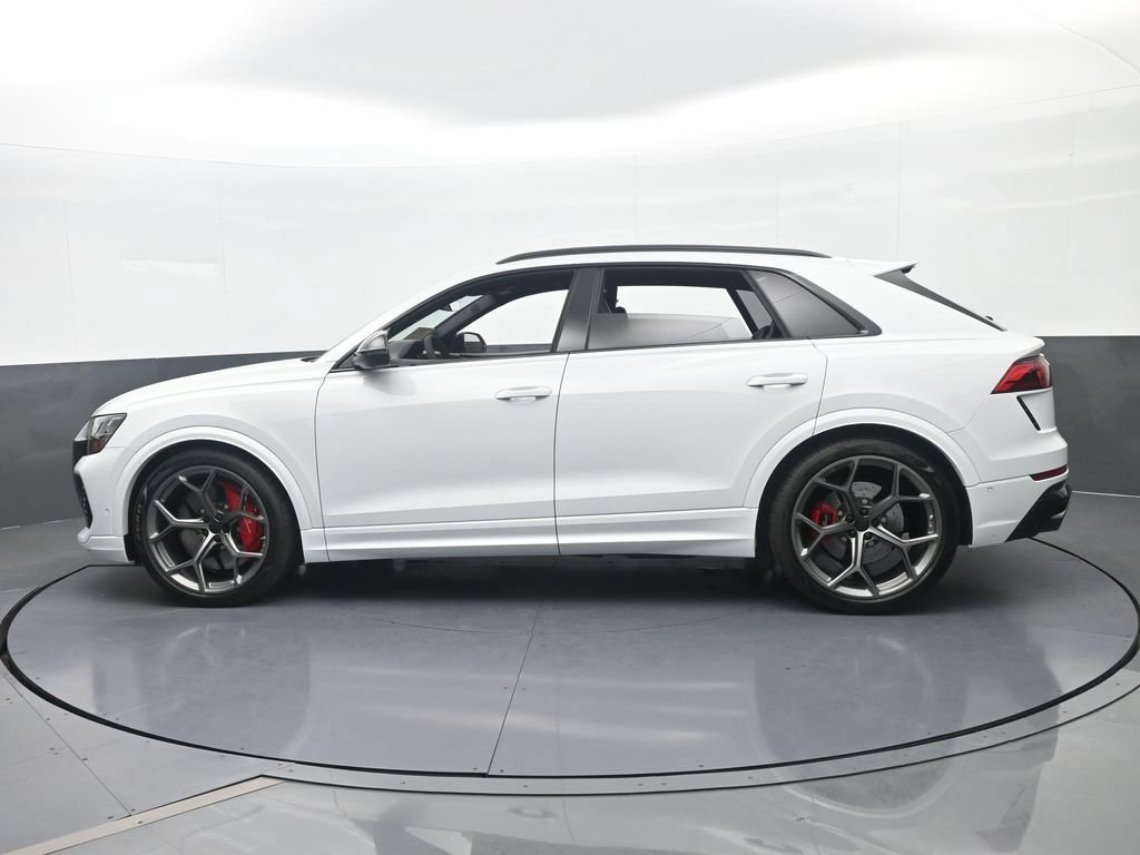 Used 2026 Audi RS Q8 performance AWD/4WD image 3