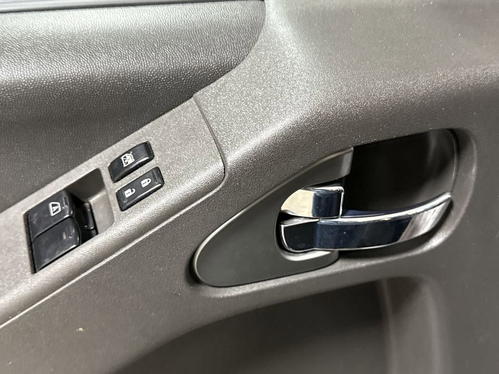 Used 2021 Nissan Frontier SV image 20