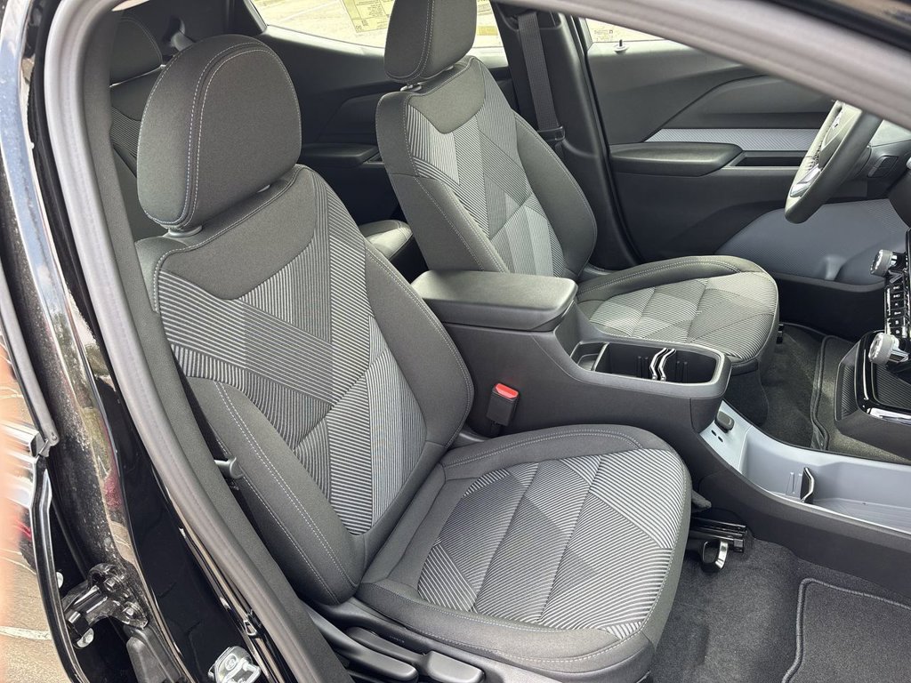 New 2027 Chevrolet Bolt LT w/ Comfort Package FWD image 27