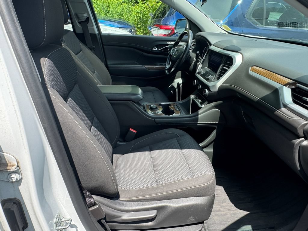 Used 2020 GMC Acadia SLE w/ Driver Convenience Package AWD/4WD image 29