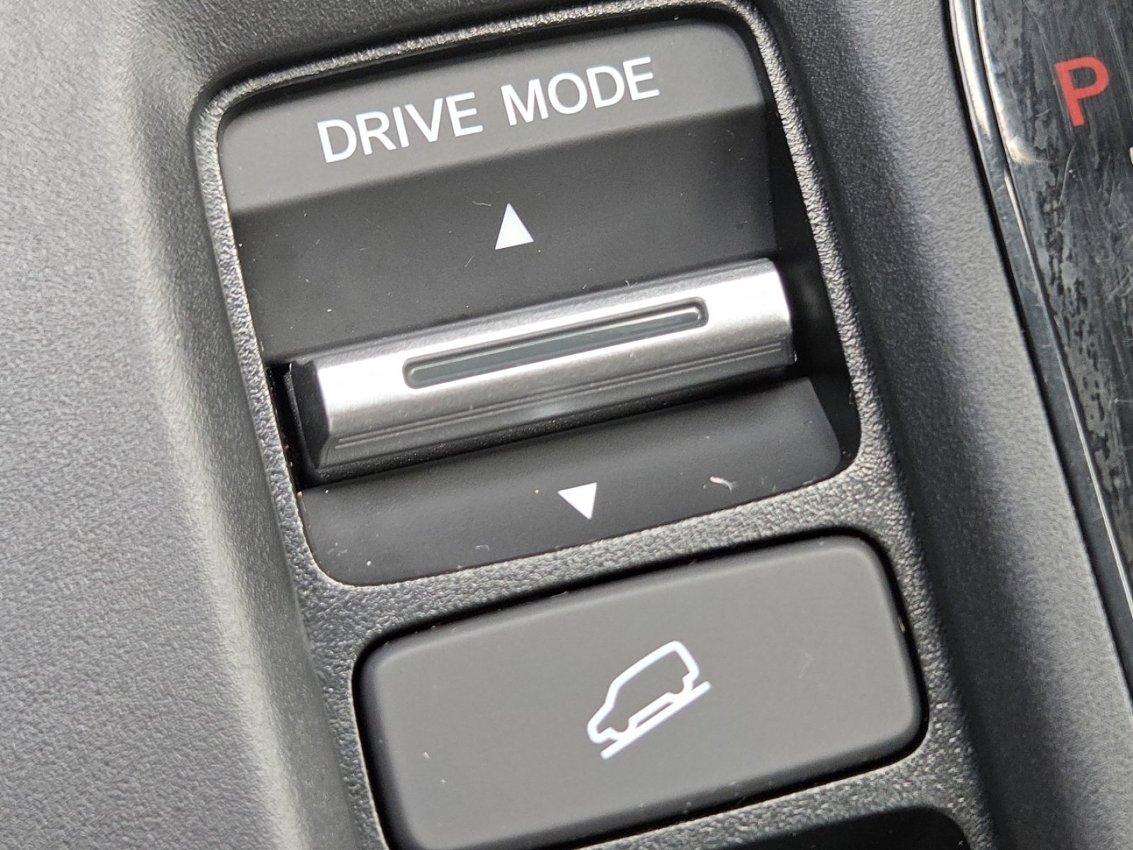 Certified 2025 Honda CR-V Sport-L image 9