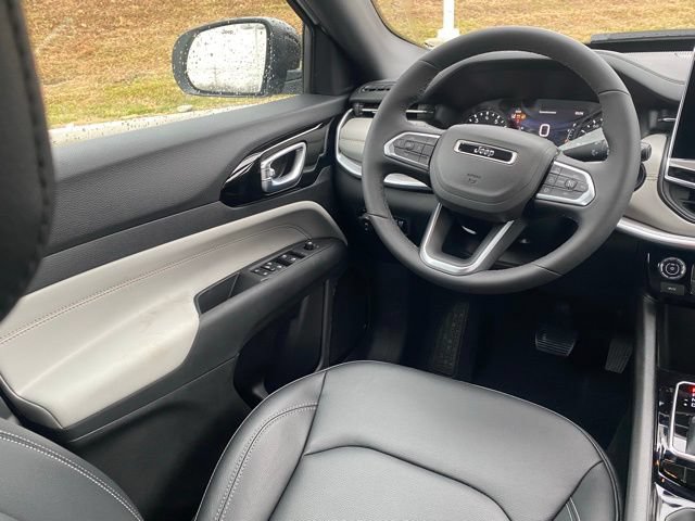 New 2026 Jeep Compass Limited AWD/4WD image 32