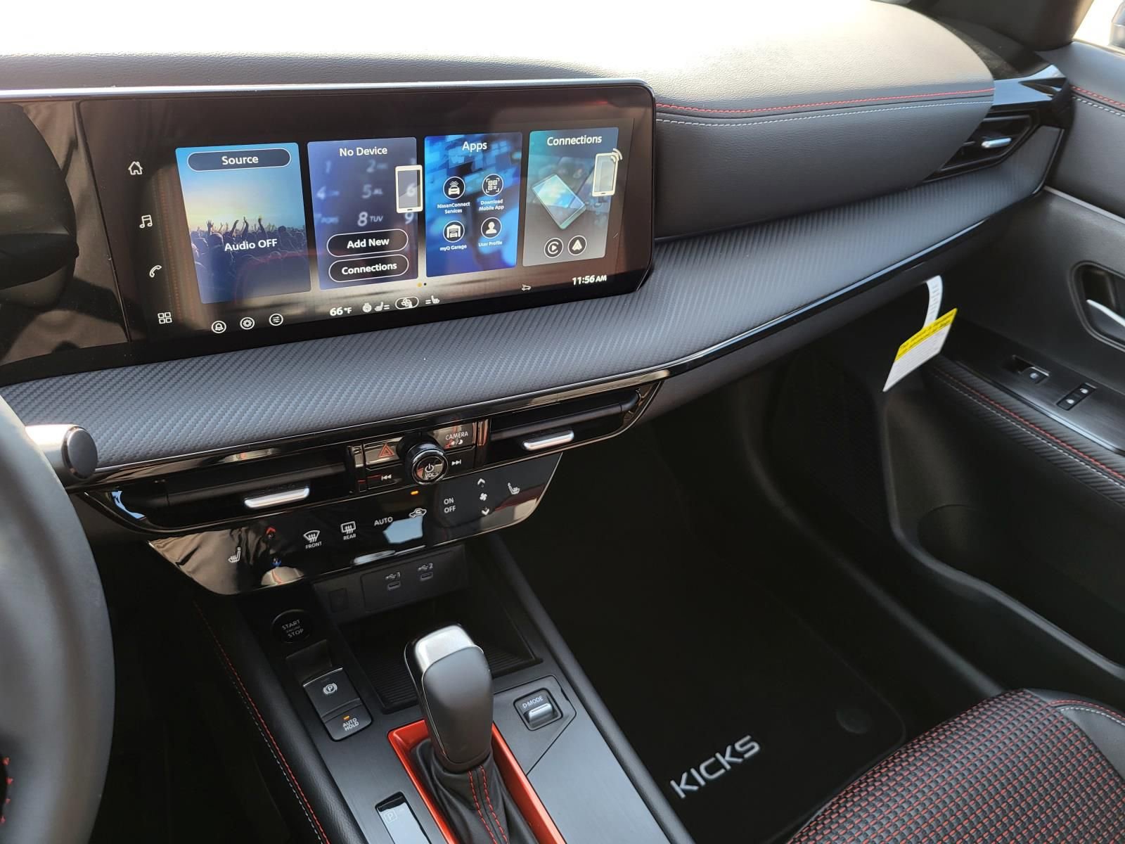 New 2026 Nissan Kicks SR image 3