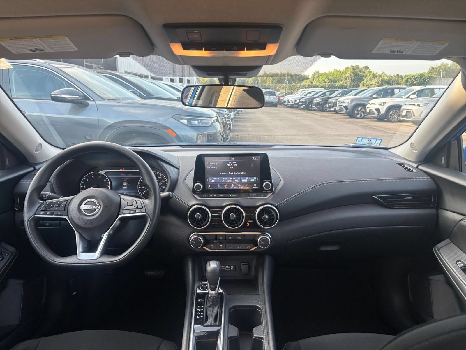 Used 2025 Nissan Sentra SV FWD image 30